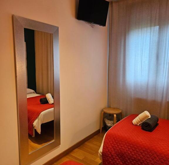 Номер Стандарт, Pension Rosella