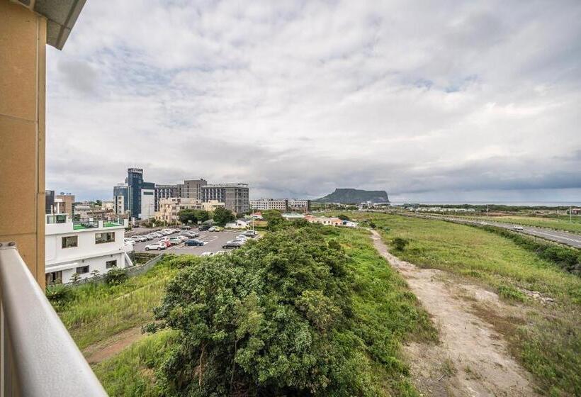 اتاق خانوادگی, Jeju Seongsan Golden View