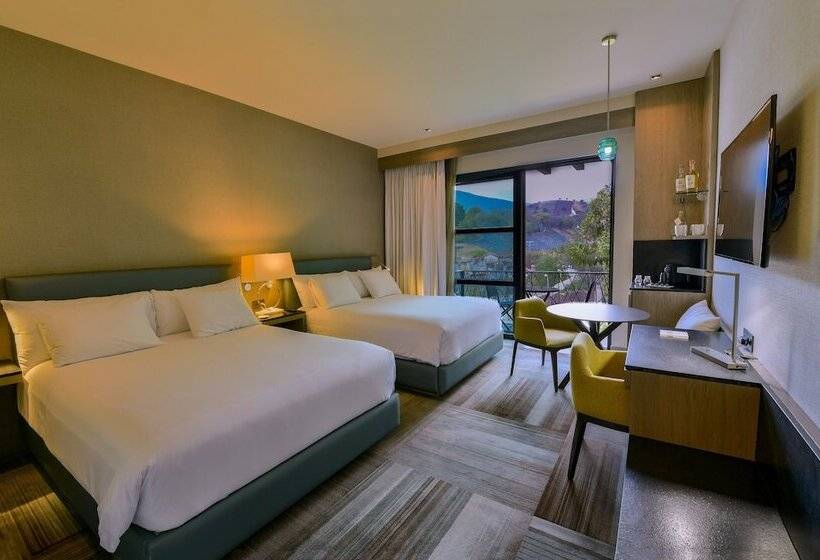 Suite Queen Bed, Casa Salles Hotel Boutique
