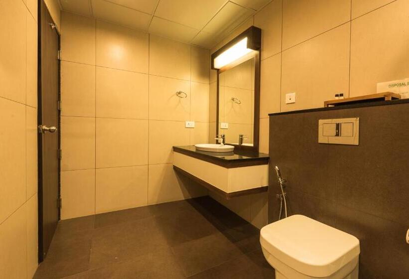 스탠다드 룸 킹사이즈 침대, Trivers Resort Munnar