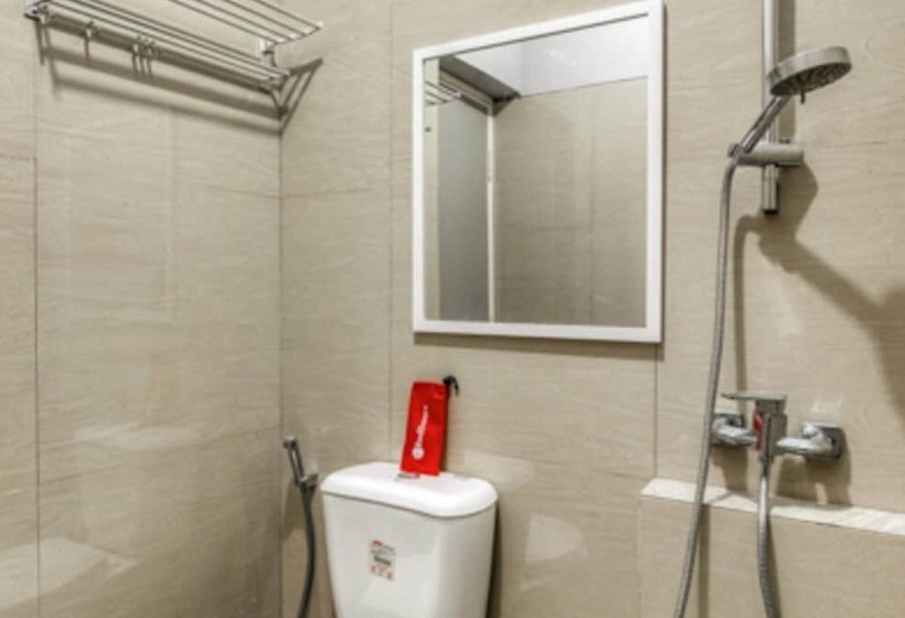 Номер Стандарт, Reddoorz Near Malioboro Tugu Station Jogja 2