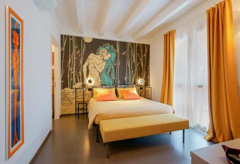 اتاق استاندارد با چشم‌انداز دریاچه, B&b Hole6