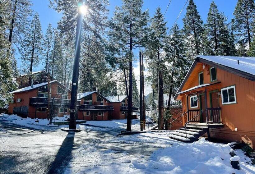 Стандартный Номер Кровать Кинг, The Pines Resort & Conference Center