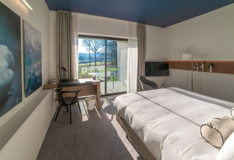带观景的高级间, Le Domaine Des Vanneaux Golf Et Spa Mgallery