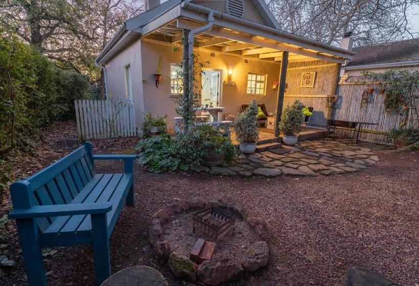Номер Стандарт, Belfield Wines And Farm Cottages