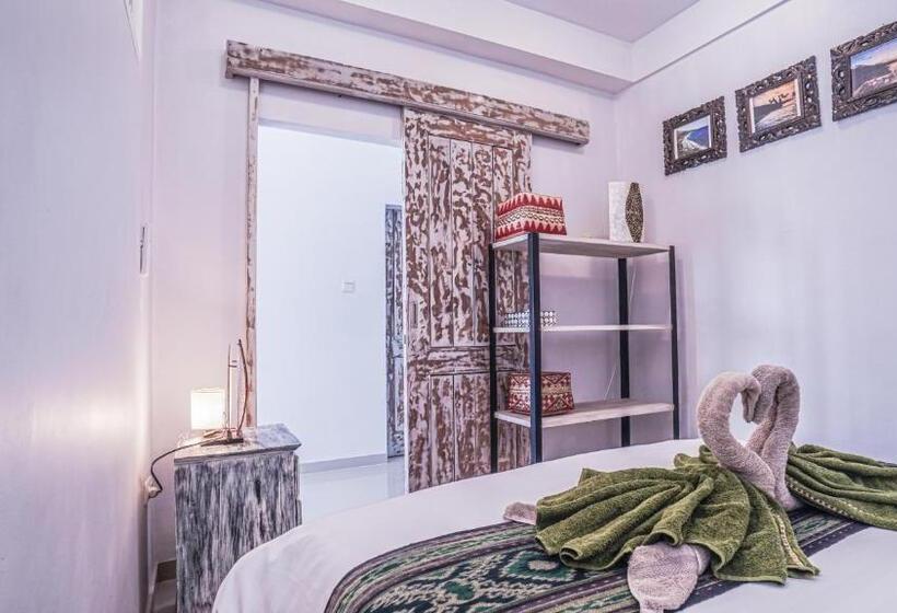 Вилла 1 Спальня Вид на Море, Waenis Sunset View Hotel And Restaurant, Amed, Bali
