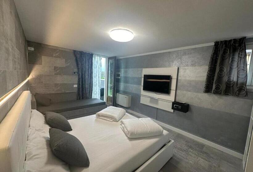 Номер Стандарт с Террасой, Residence Delle Rose