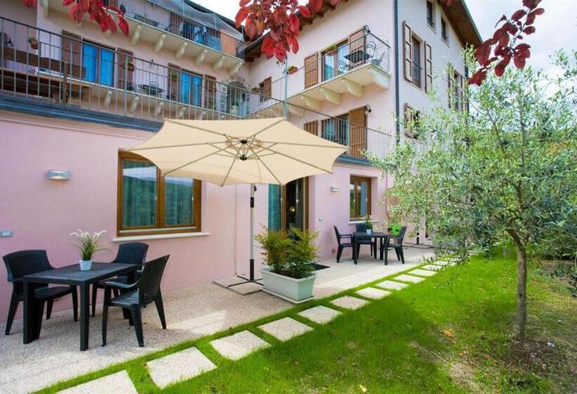 Студио Стандарт с Террасой, Residence Delle Rose