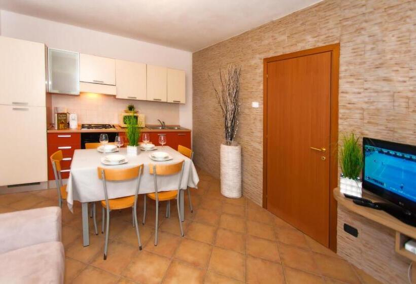 Апартаменты 2 Спальни, Residence Delle Rose