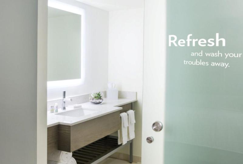 اتاق استاندارد با تخت بزرگ برای معلولان, Even Hotel Rockville   Washington, Dc Area, An Ihg