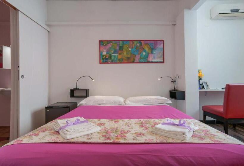 اتاق استاندارد, Casa Diaz