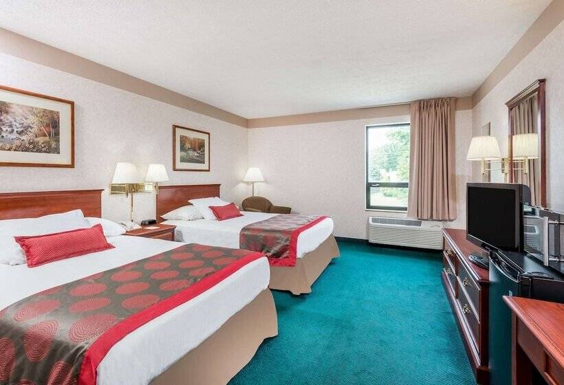 Номер Стандарт 2 Двуспальные Кровати, Ramada By Wyndham Strasburg Dover