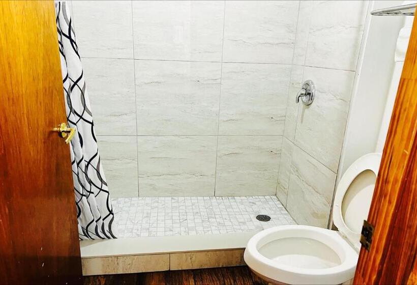 Номер Стандарт 2 Двуспальные Кровати, Western Motel, Thomasville