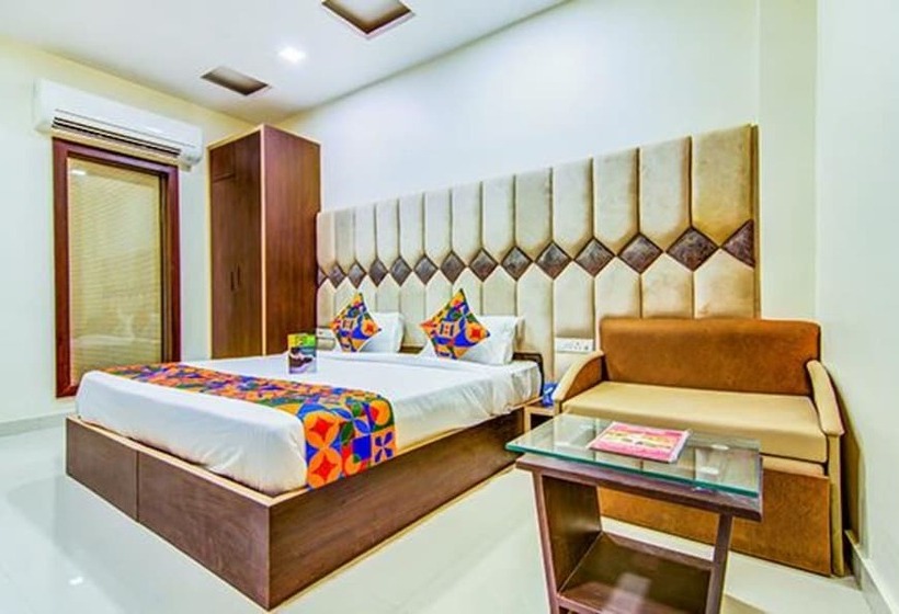 اتاق خانوادگی, Fabhotel Nayyar Inn