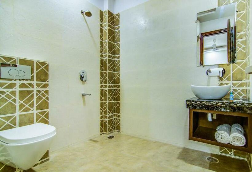 اتاق سوپریور, Fabhotel Nayyar Inn