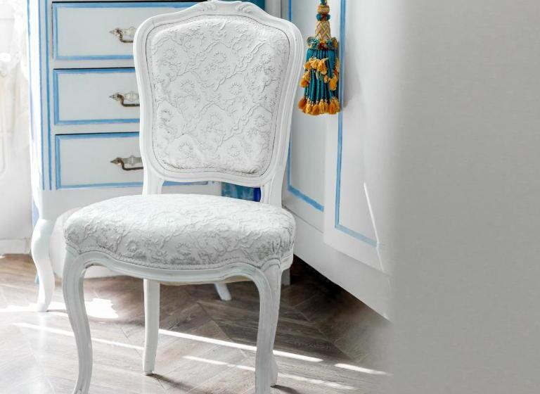 سوییت لوکس, La Maison Charmante
