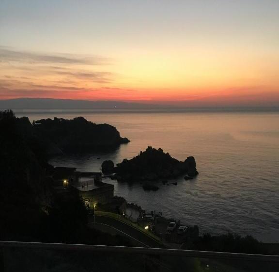 Номер Superior Вид на Море, Maison Blanche Taormina