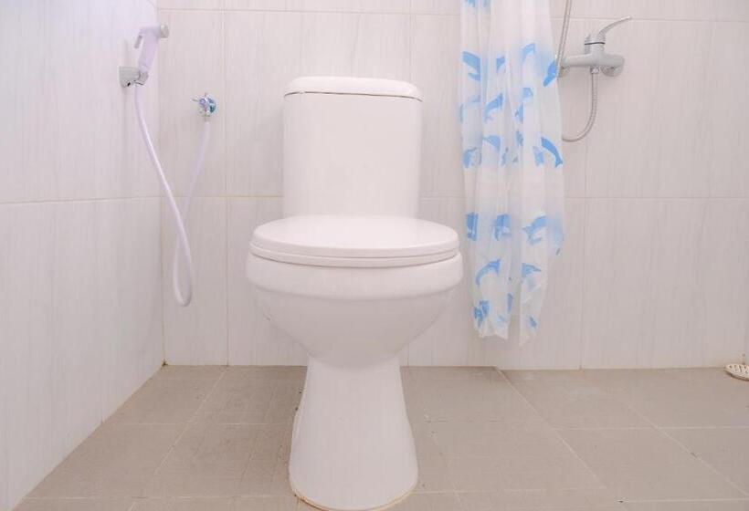 Номер Стандарт, Reddoorz At Karangploso 2
