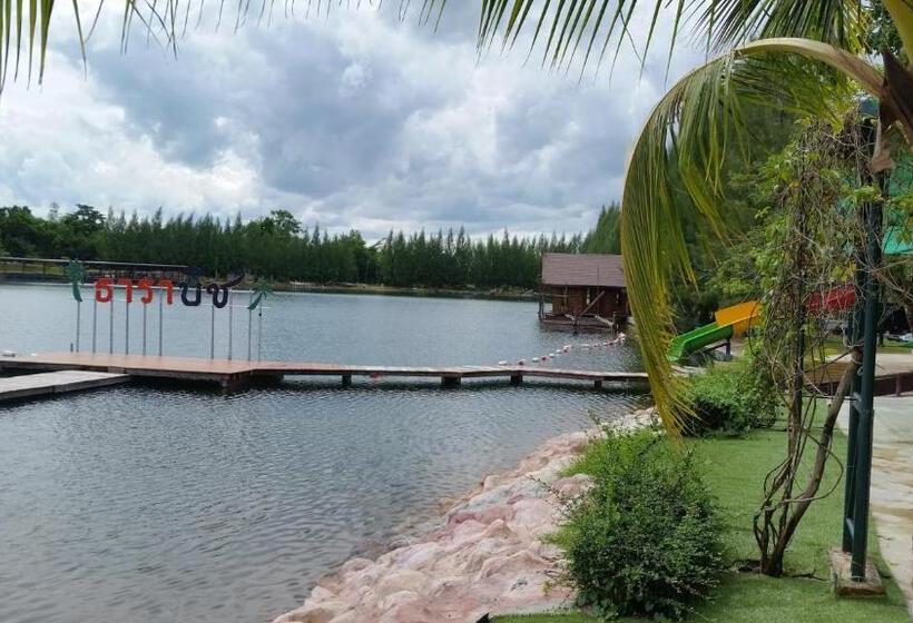 스탠다드 룸 호수 전망, Tara Beach Resort Udonthani