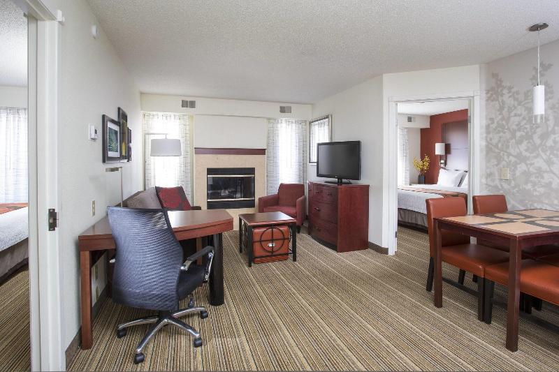 Suite, Residence Inn Rockford