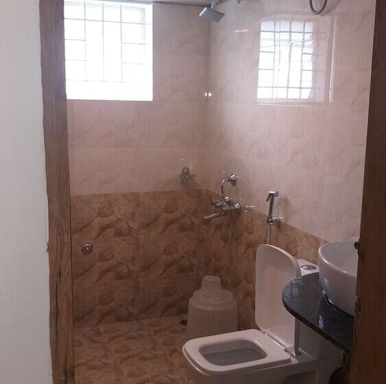 豪华房间, Airport City