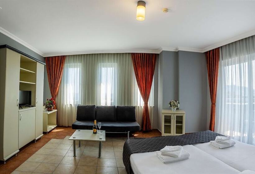 سوییت خانوادگی, Grand Alisa Hotel – Ex.royalisa