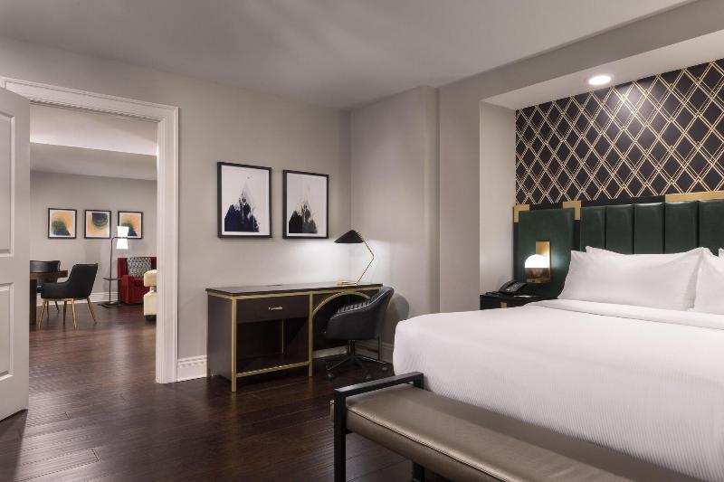 سوئیت با تخت بزرگ, The Warrior Hotel, Autograph Collection
