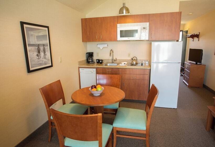 Family Suite, Schooner S Cove Inn