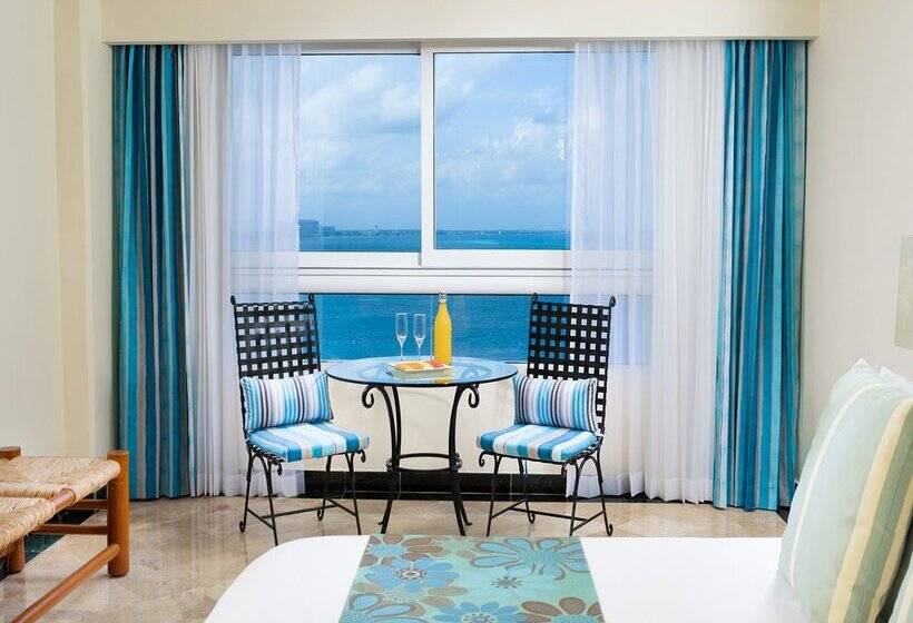 スーペリアールーム, The Sens Cancun