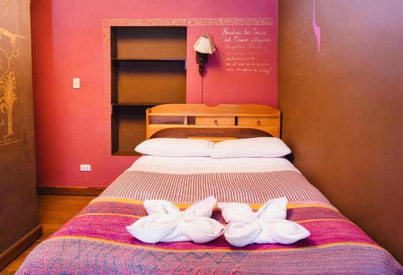 Quarto Estandar, Backpacker La Bo'm