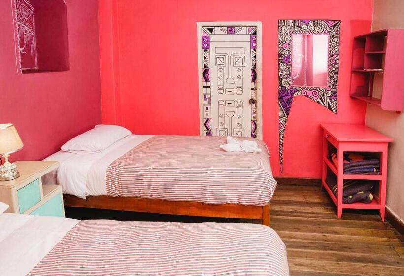 Quarto Triplo Estandar, Backpacker La Bo'm