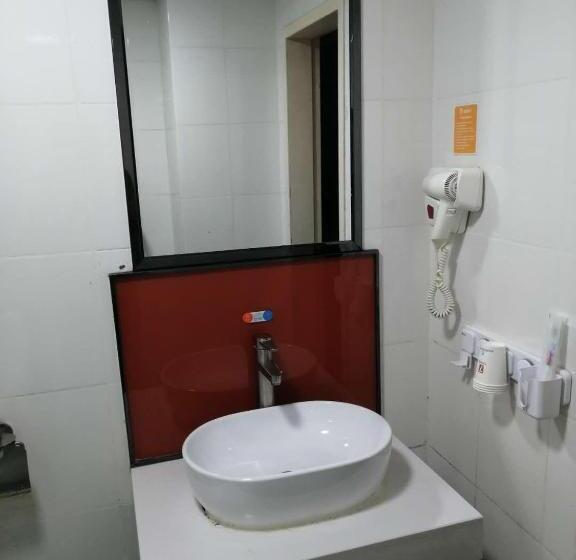 اتاق استاندارد یک نفره, 7days Premium Qingdao Xianggang Middle Road Zhiqun Road Subway Station Branch