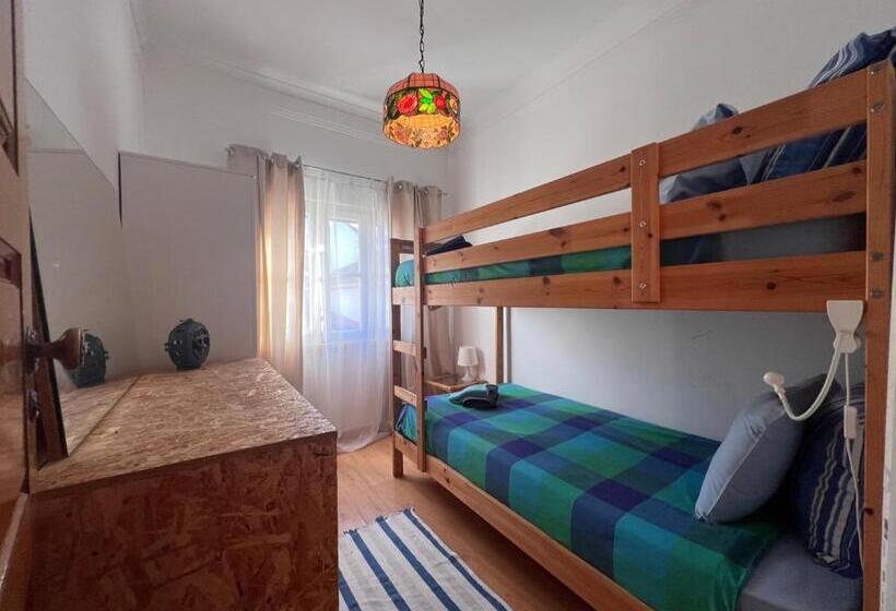 اتاق استاندارد, Caparica Surf Villa