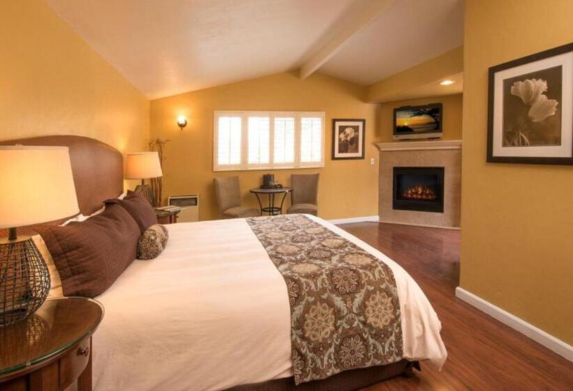 스탠다드 룸, Sunset Inn Pacific Grove