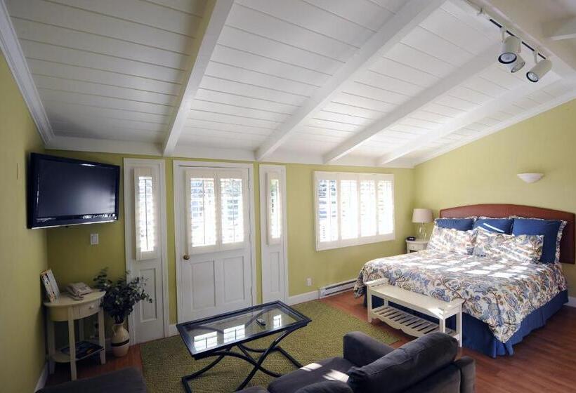 스탠다드 자쿠지 룸, Sunset Inn Pacific Grove