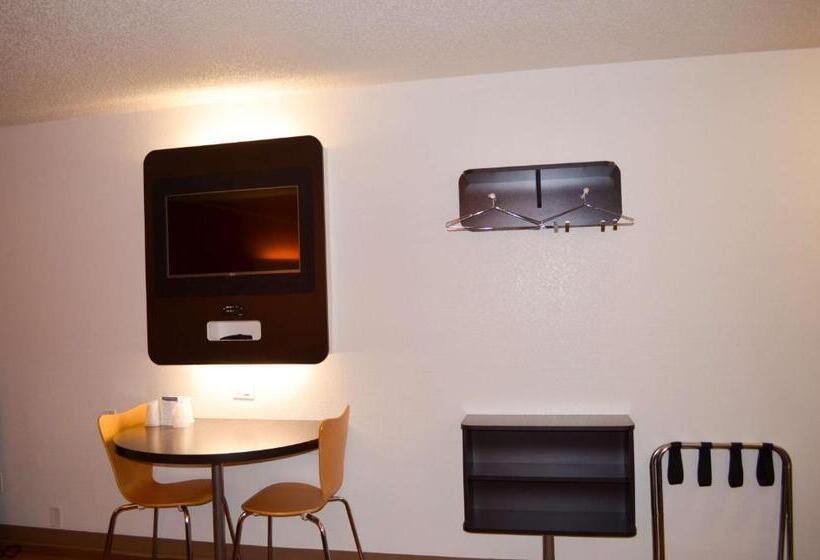 디럭스 룸, Motel 6 Kingsland Kings Bay Naval