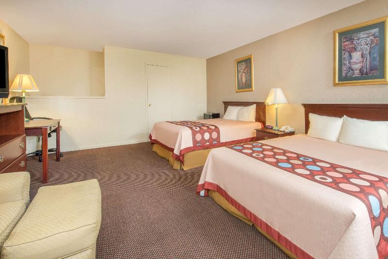Номер Стандарт, Super 8 By Wyndham Centervillerichmond