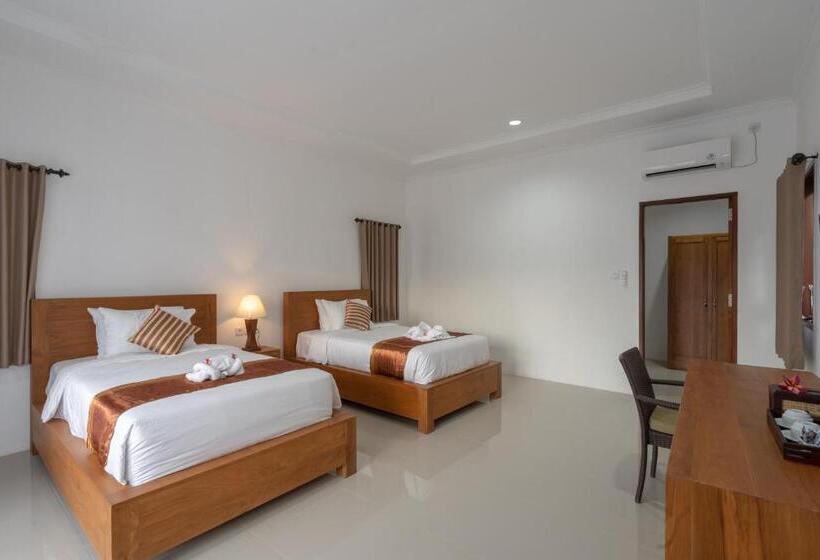 Трехместный Номер Deluxe, Nusa Indah Onai