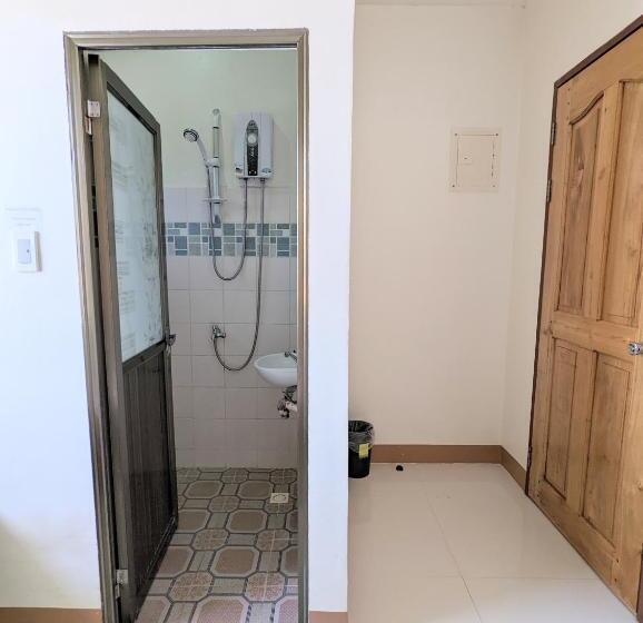 اتاق اکونومی, Charlina Inn Panglao