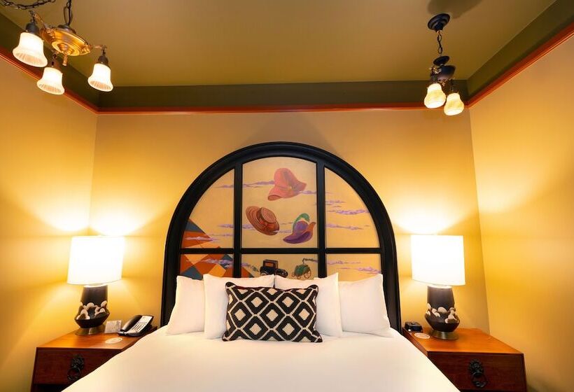 Quarto Standard Cama King, Mcmenamins Elks Temple