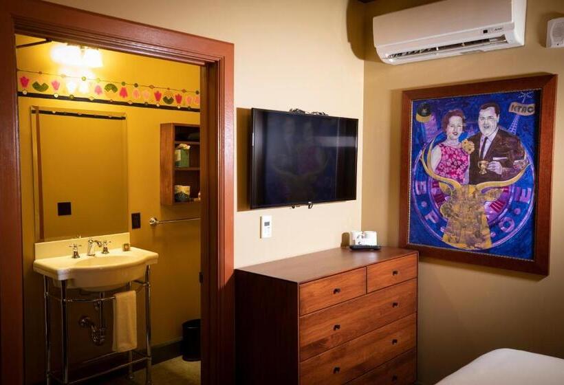 Quarto Standard Cama King, Mcmenamins Elks Temple