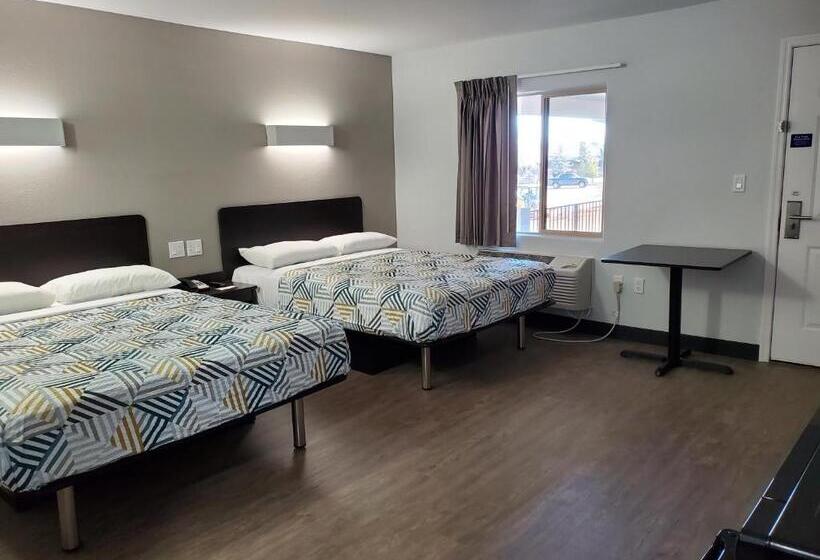 장애인을 위한 스탠다드 룸, Motel 6show Low, Az