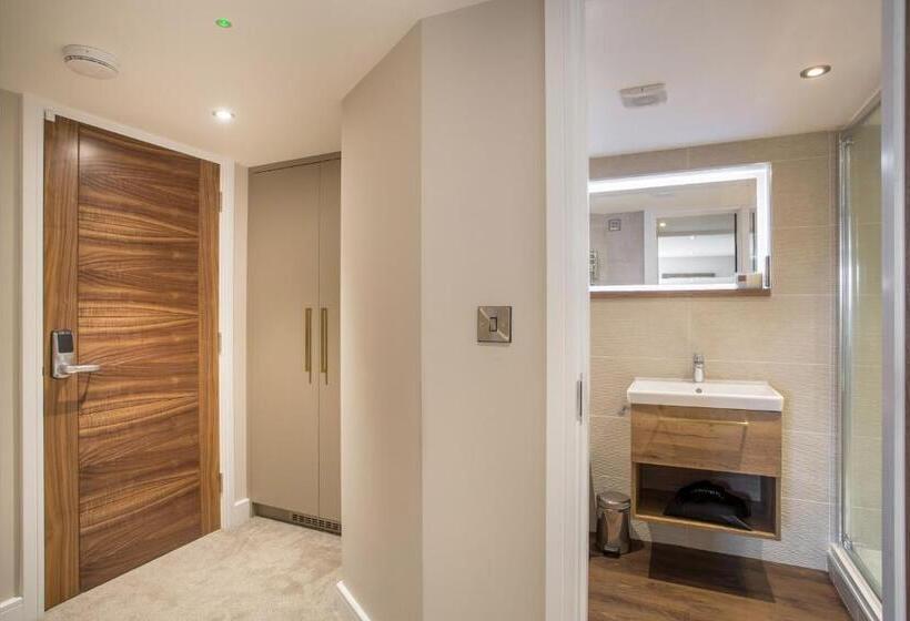 اتاق استاندارد, Heritage Mews Nottingham