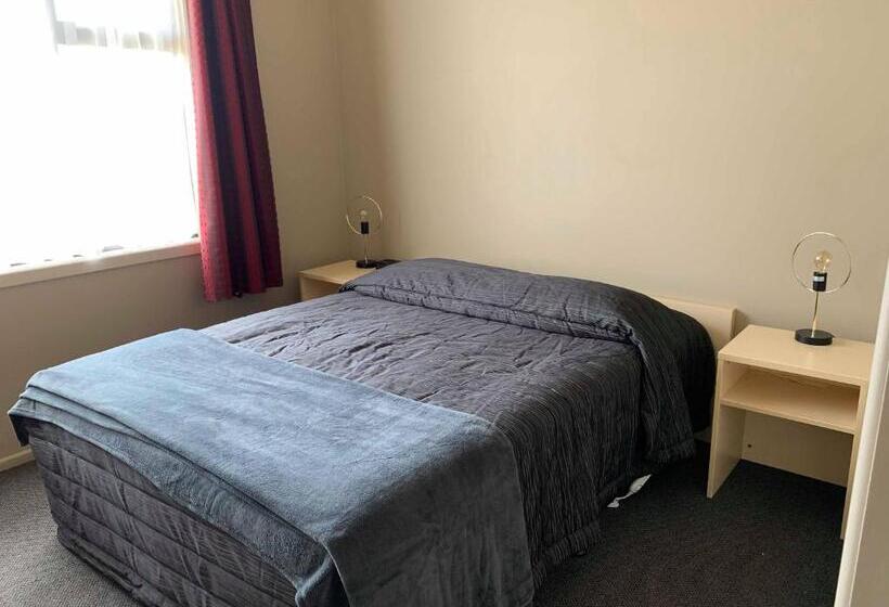 Апартаменты 1 Спальня с Балконом, Catlins Inn