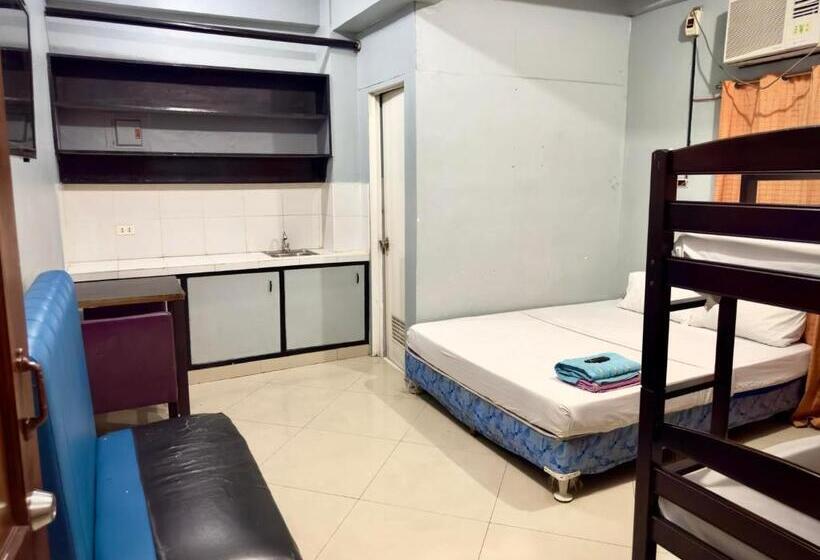 اتاق خانوادگی, V Cat Apartelle