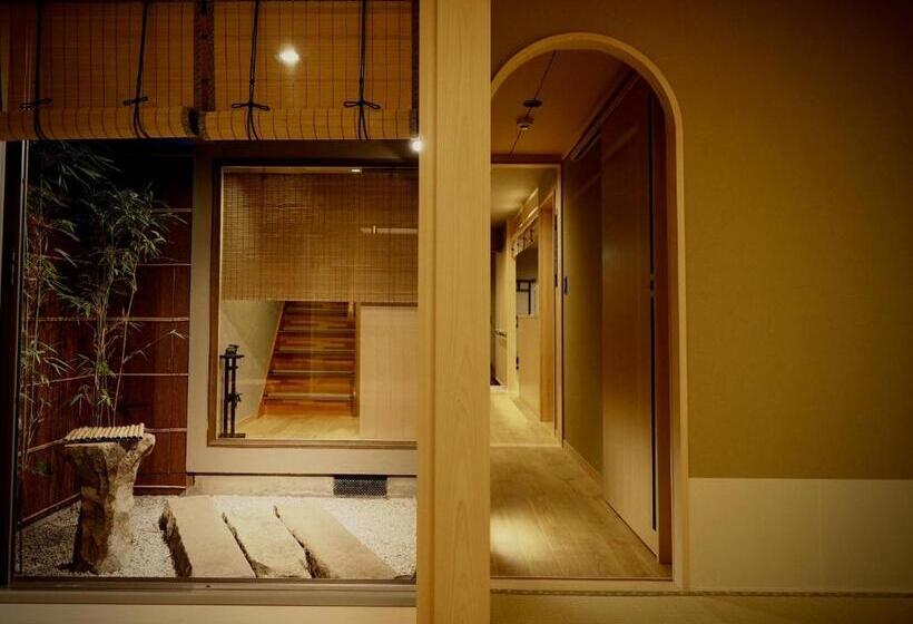 اتاق لوکس, Ishibekoji Muan
