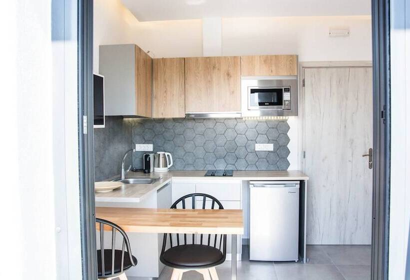 Apartamento 1 Dormitório com Sacada, Dragonfly Villas