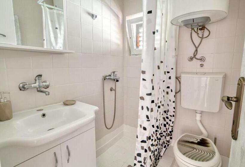 سوئیت با بالکن, Baka Zlata Apartments
