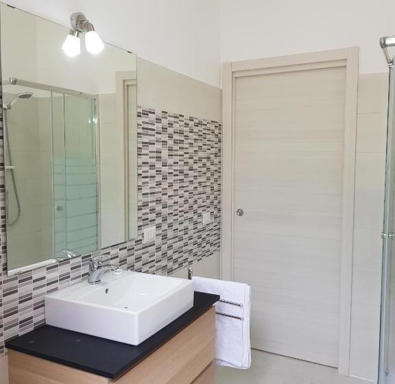 اتاق استاندارد با چشم‌انداز استخر, Resort Villa Isola B&b
