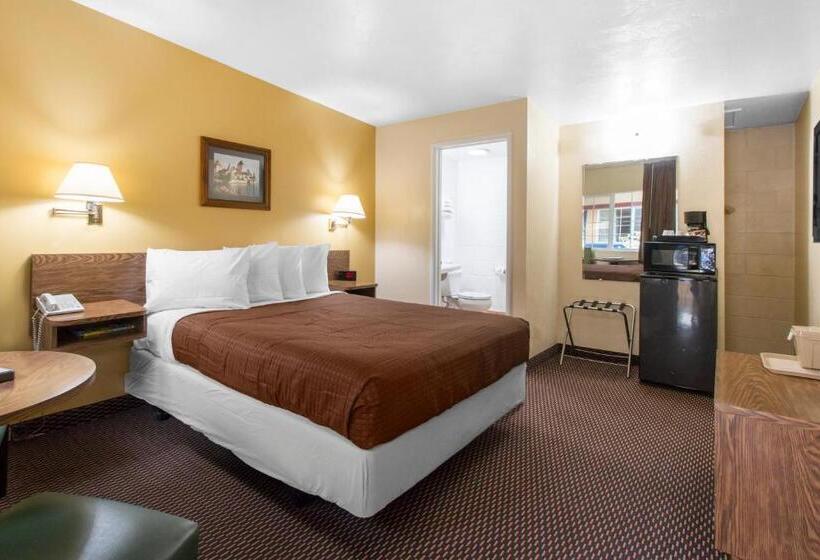 Номер Стандарт, Eureka Town House Motel  Historic Old Town